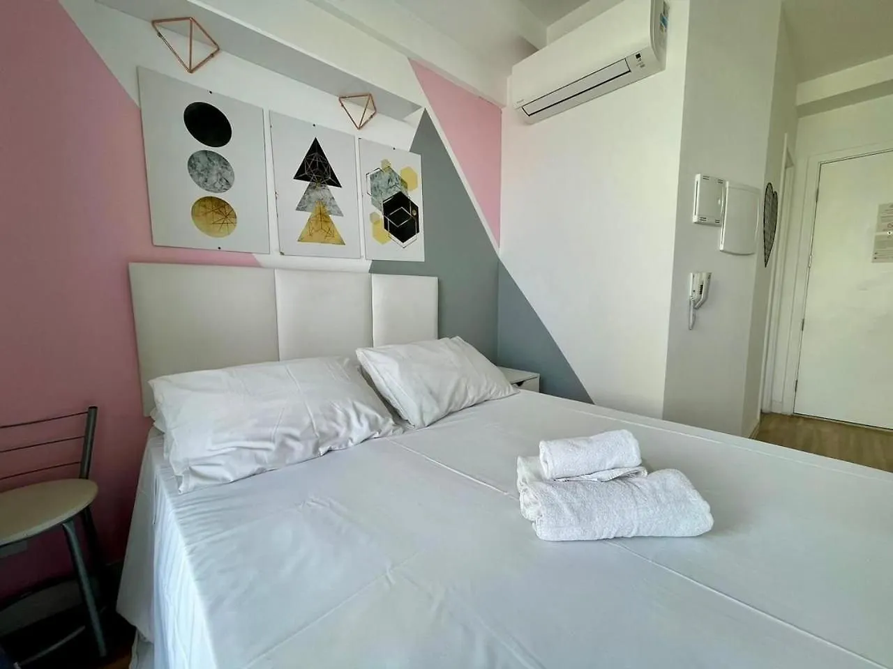 Apto Centro Se - Comfort Sao Paulo Apartment
